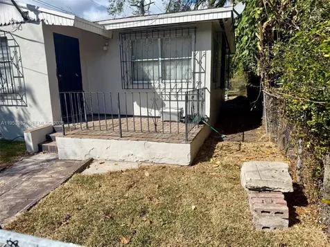 413 NW 63rd Street Miami FL 33150
