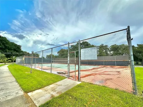 8000 Fairview Drive Tamarac FL 33321