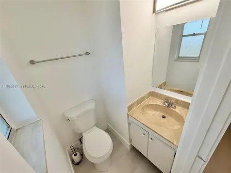 8000 Fairview Drive Tamarac FL 33321