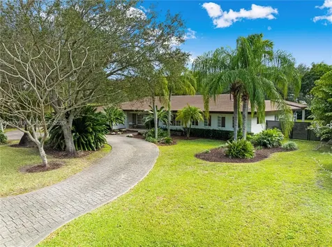6700 SW 117th Street Pinecrest FL 33156