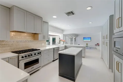 6700 SW 117th Street Pinecrest FL 33156