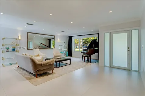 6700 SW 117th Street Pinecrest FL 33156