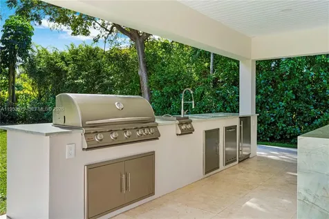6700 SW 117th Street Pinecrest FL 33156