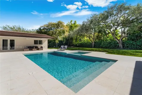 6700 SW 117th Street Pinecrest FL 33156