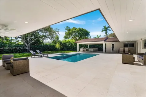 6700 SW 117th Street Pinecrest FL 33156