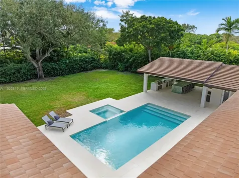 6700 SW 117th Street Pinecrest FL 33156