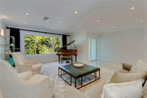 6700 SW 117th Street Pinecrest FL 33156