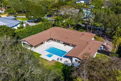 6700 SW 117th Street Pinecrest FL 33156