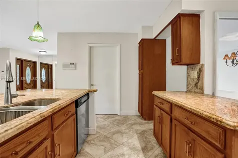 17115 Bay Street Jupiter FL 33477