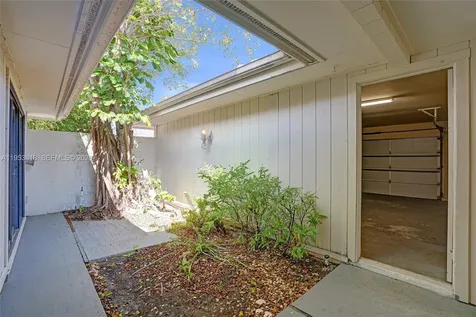 17115 Bay Street Jupiter FL 33477