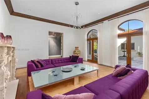 221 Casuarina Concourse Coral Gables FL 33143