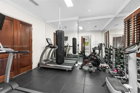 221 Casuarina Concourse Coral Gables FL 33143