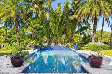 221 Casuarina Concourse Coral Gables FL 33143