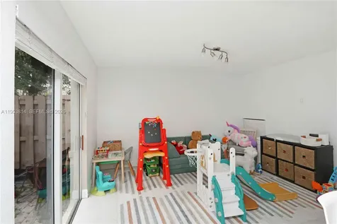 10921 NW 88th Terrace Doral FL 33178