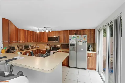 10921 NW 88th Terrace Doral FL 33178