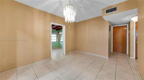 2615 SW 32nd Avenue Miami FL 33133
