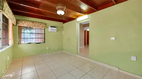 2615 SW 32nd Avenue Miami FL 33133