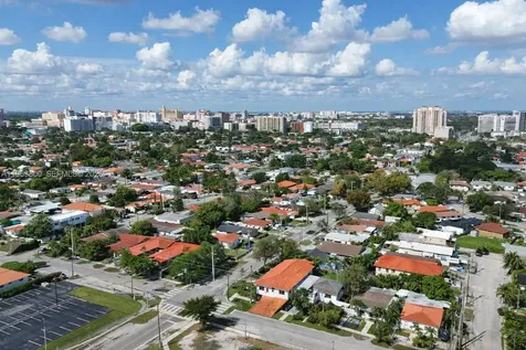 2615 SW 32nd Avenue Miami FL 33133