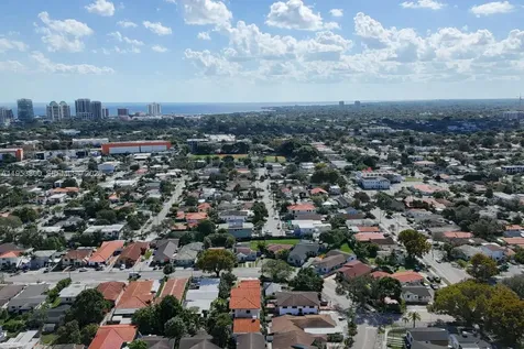 2615 SW 32nd Avenue Miami FL 33133