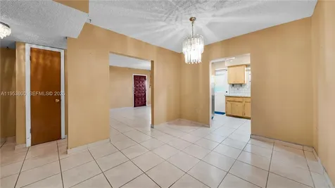 2615 SW 32nd Avenue Miami FL 33133