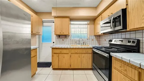 2615 SW 32nd Avenue Miami FL 33133