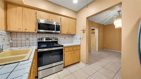 2615 SW 32nd Avenue Miami FL 33133