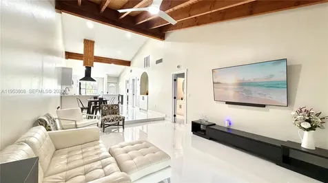 10271 Oleander Court Pembroke Pines FL 33026