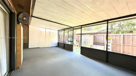 10271 Oleander Court Pembroke Pines FL 33026