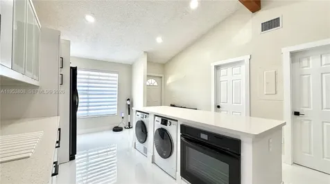 10271 Oleander Court Pembroke Pines FL 33026