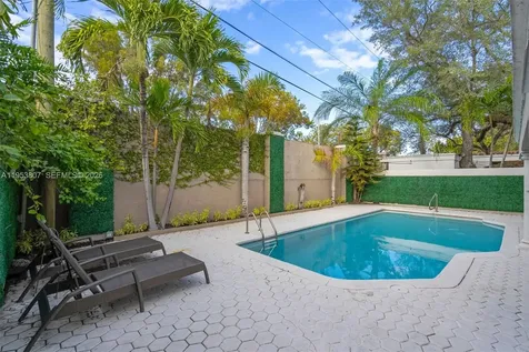 1769 Wa Kee Na Drive Miami FL 33133