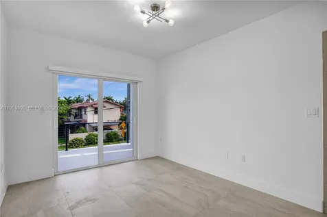 3433 SW 16th Terrace Miami FL 33145