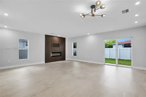 3433 SW 16th Terrace Miami FL 33145
