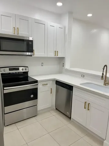 1651 SE 28th Court Homestead FL 33035