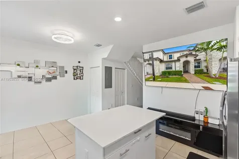2313 NW 122nd Terrace Miami FL 33167