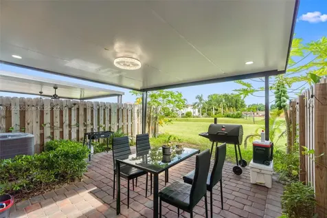 2313 NW 122nd Terrace Miami FL 33167