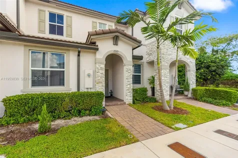 2313 NW 122nd Terrace Miami FL 33167