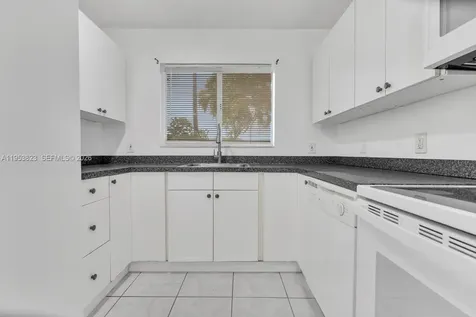 843 NW 7th Street Hallandale Beach FL 33009