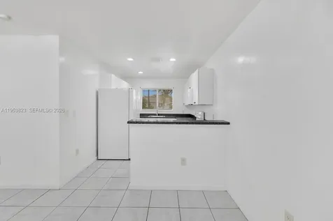 843 NW 7th Street Hallandale Beach FL 33009