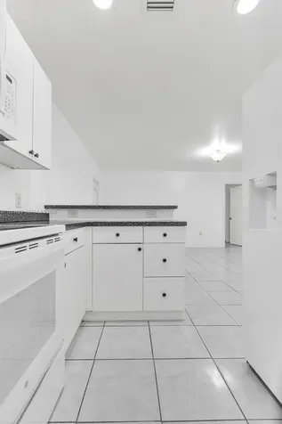 843 NW 7th Street Hallandale Beach FL 33009