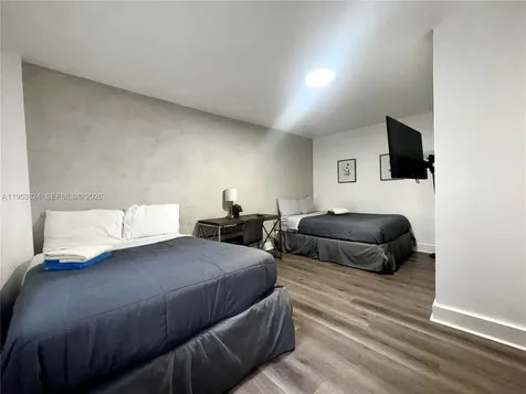 1684 SW 10th Street Miami FL 33135
