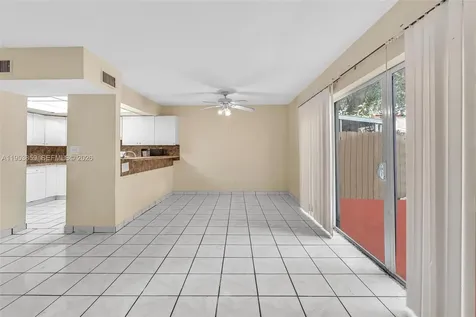 3750 SW 60th Terrace Davie FL 33314