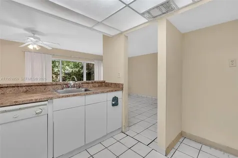 3750 SW 60th Terrace Davie FL 33314