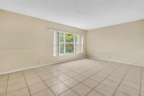 3750 SW 60th Terrace Davie FL 33314