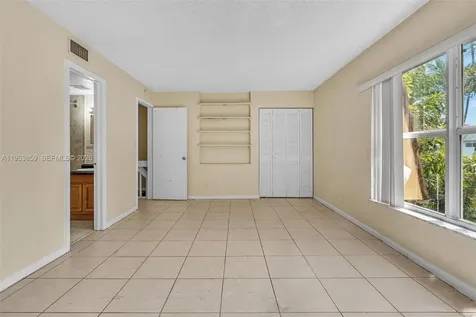 3750 SW 60th Terrace Davie FL 33314