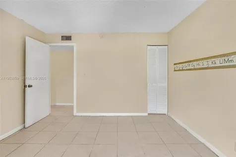 3750 SW 60th Terrace Davie FL 33314