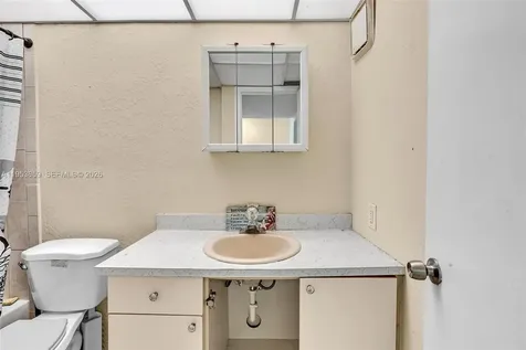 3750 SW 60th Terrace Davie FL 33314