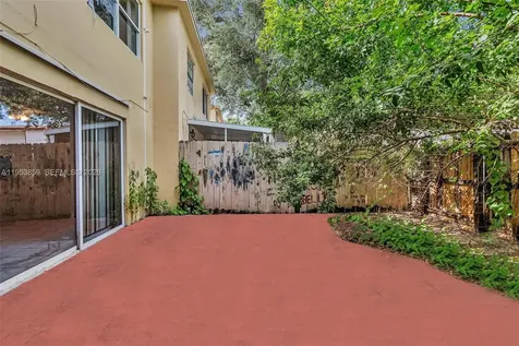 3750 SW 60th Terrace Davie FL 33314