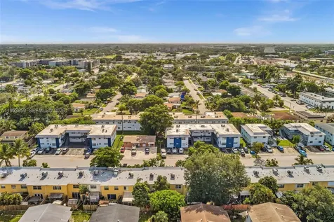 3750 SW 60th Terrace Davie FL 33314