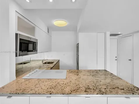 100 Bayview Drive Sunny Isles Beach FL 33160