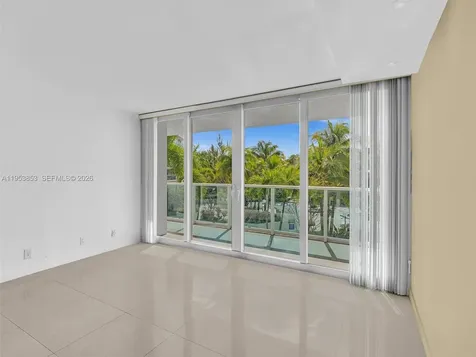 100 Bayview Drive Sunny Isles Beach FL 33160